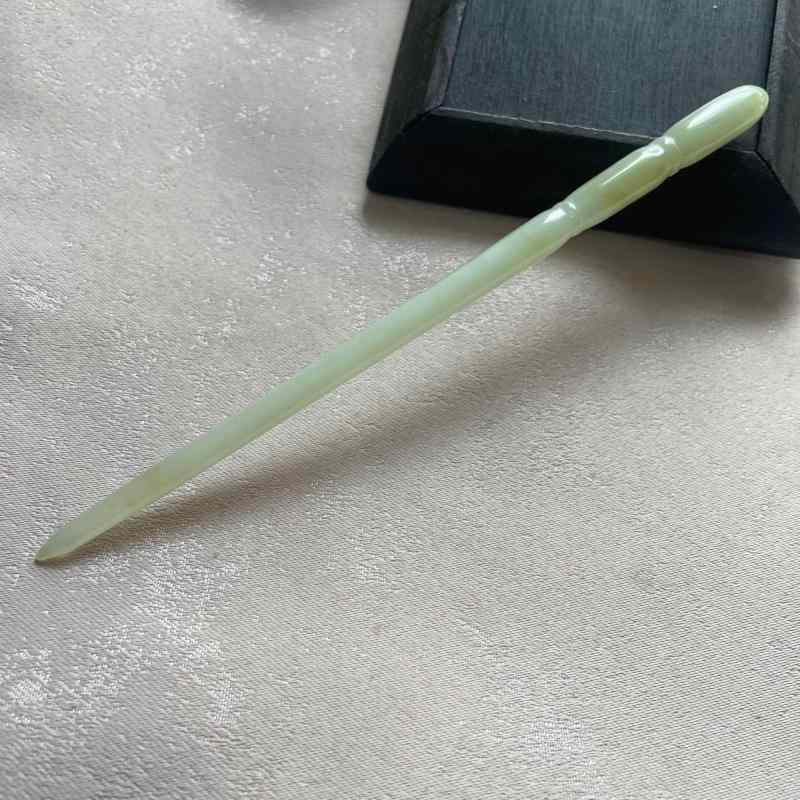 ヘアアクセサリー かんざし 玉製 蓮節デザイン エスニック風 伝統柄 女性用 髪飾り 天然石 春向け