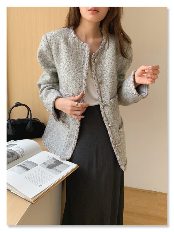 ショートコート レディース 春 羊毛混 ゆったりシルエット 長袖 丸首 韓国風 カジュアル 上品 デザイン 高級感 コーディネートしやすい アウター トップス｜shop I.D.H 11,086円