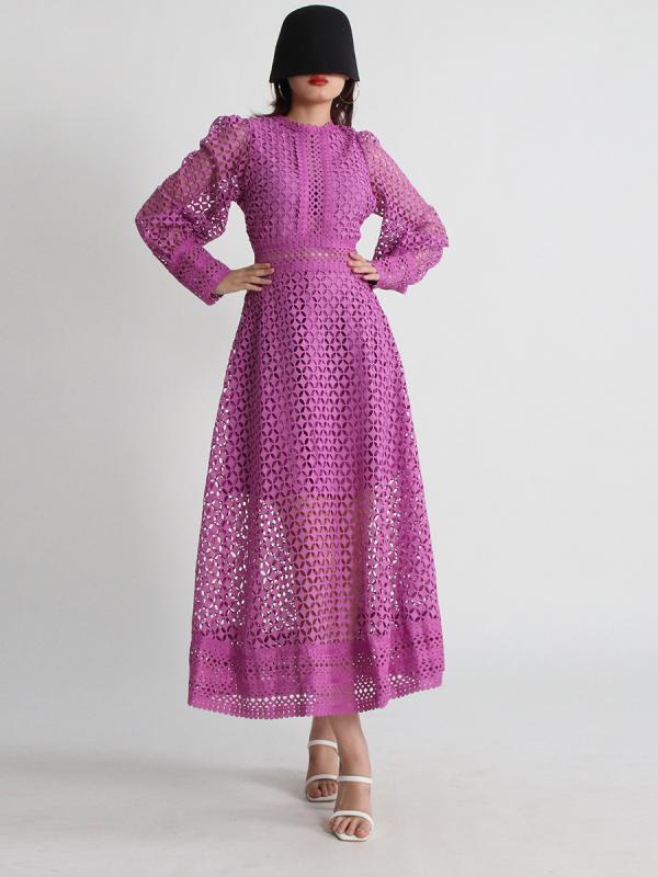 ワンピース レディース 秋 長袖 ロング丈 ハイウエスト 透かし刺繍 デザイン 高級感 スリム 紫 通勤 気質 エレガント 都市 ポリエステル 綿混 無地 ラウンドネック 単品