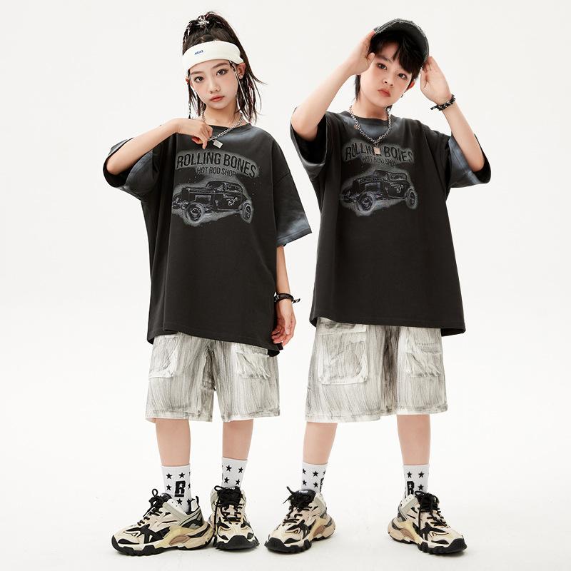 キッズ ストリートダンス 衣装 男女兼用 レトロ 半袖 トップス ショーツ セット 綿素材 柔軟 ヒップホップ スタイル ブラック ホワイト クール トレンド パフォーマンス ユニセックス 子供用 ダンスウェア 吸湿速乾 軽量 伸縮性 普段使い アウトド 7,611円