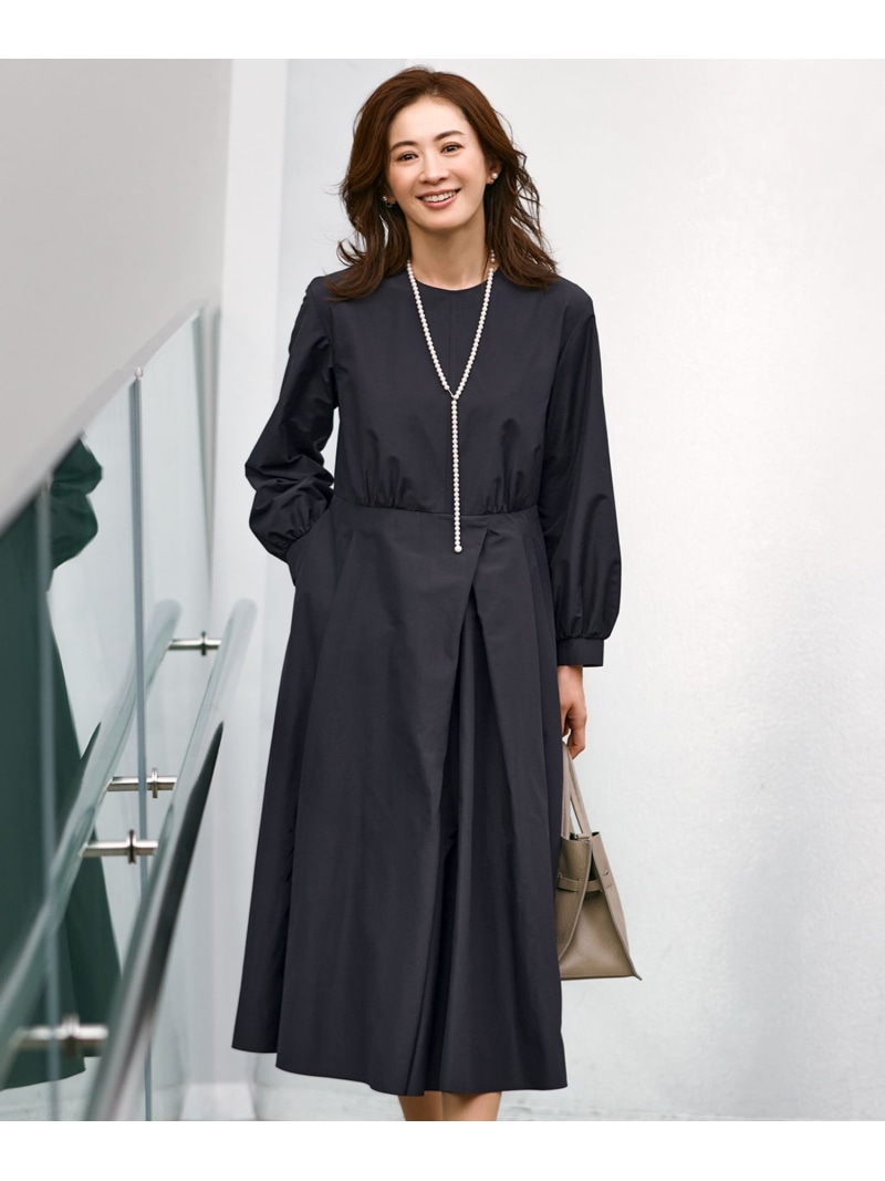 【SALE／40%OFF】【VERYコラボ】ラスタークロス タックワンピース 23区 S ニジュウサンク ワンピース・ドレス ワンピース ネイビー ベージュ【RBA_E】【送料無料】[ Fashion]｜23区 店