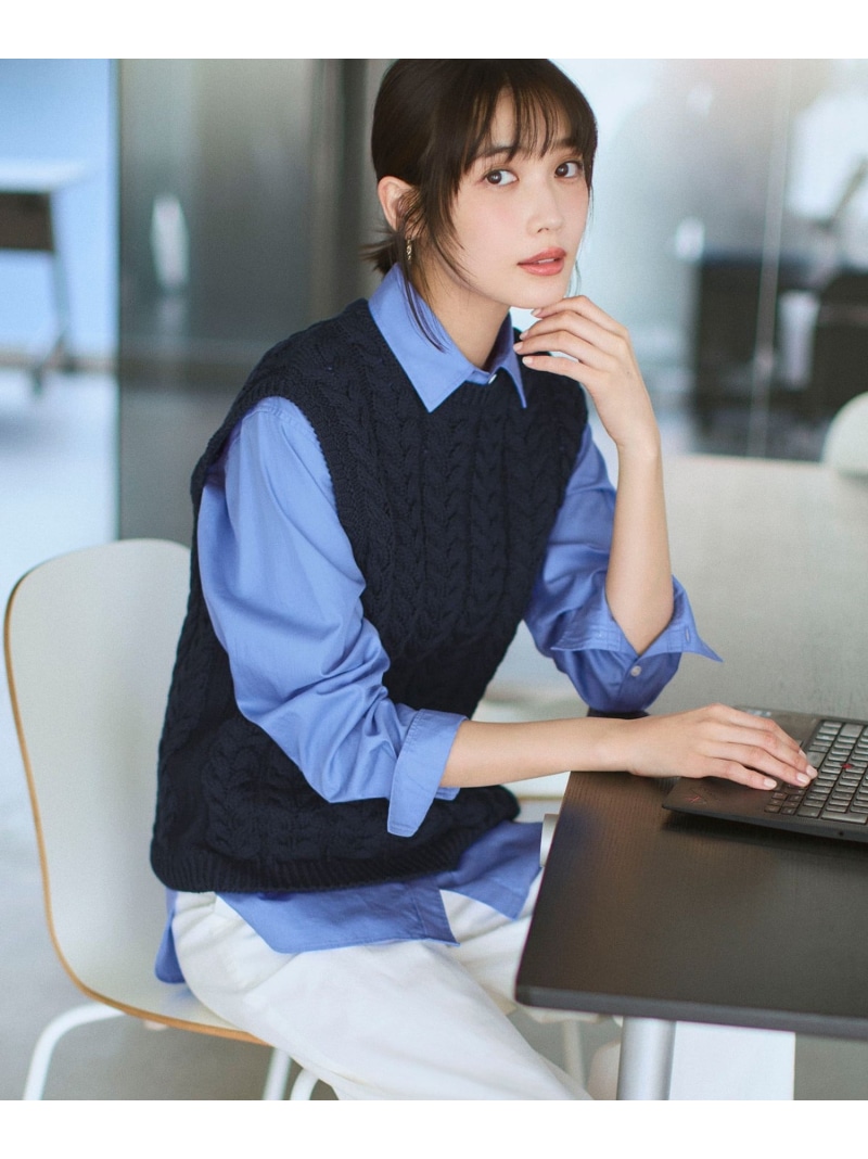 【SALE／40%OFF】ケーブル ニットベスト 23区 L ニジュウサンク トップス ベスト・ジレ ネイビー ベージュ【RBA_E】【送料無料】[ Fashion]｜23区 店