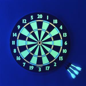 楽天市場】BLITZER(ブリッツァー) ハードボード 【BB-4】 (ダーツ