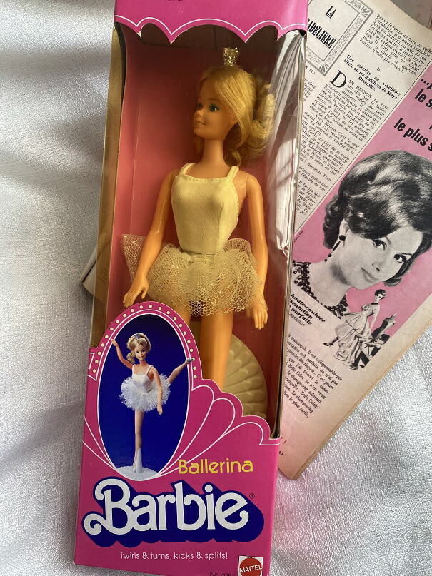 楽天市場 ビンテージ バレリーナ バービー 人形１９７５ Barbiedoll バービー人形 バレリーナ雑貨 プレゼント バレエ雑貨 バレリーナ人形 可愛い インテリア 雑貨 Cadeaux De Coppelia