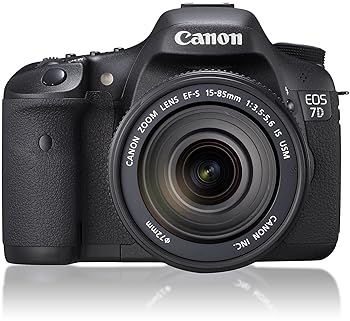 【中古】Canon デジタル一眼二眼レフ写真機 EOS 7D 水晶体一揃いの道具EF-S15-85粍 F3.5-5.6 IS USMIS EOS7D1585ISLK