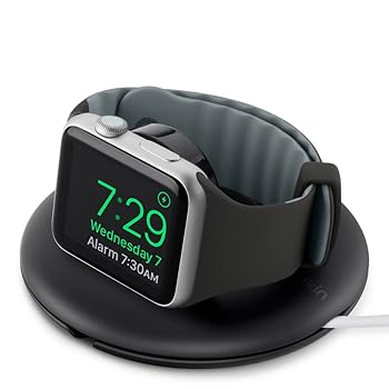 【中古】Belkin Apple Watch 充電スタンド Series 6 / 5 / 4 / 3 / 2 / 1 / SE 対応 ナイトスタンドモード付 ブラック F8J218BT-A