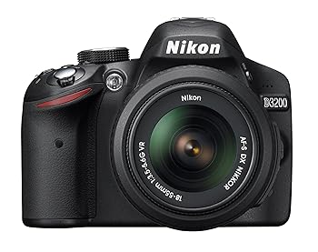 【中古】Nikon デジタル一眼一眼レフ写真機 D3200 水晶体一揃いの道具 AF-S DX NIKKOR 18-55粍 f/3.5-5.6G VR 黒いこと D3200LKBK