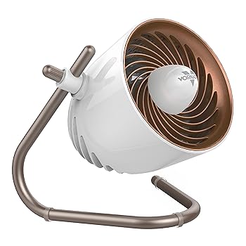 【中古】Vornado Pivot パーソナルエアサーキュレーターファン 6in 静音ポータブルトラベルファン 3座標軸す早さ 銅