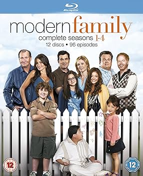 【中古】Modern Family: Season 1-4 Blu-ray