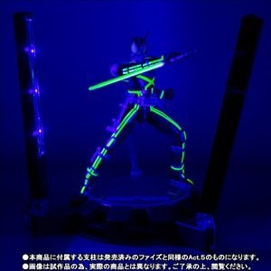 【中古】S.H.フィギュアーツ 仮面ライダーカイザ GLOWING STAGE SET TAMASHII Feature's Vol.6、魂ウェブ限定