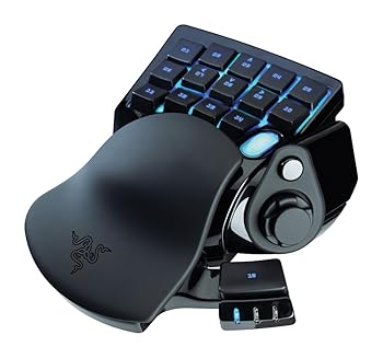 【中古】Razer Nostromo ゲーミングキーパッド RZ07-00490100-R3 並行輸入品