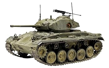 【中古】プラッツイタレリ WORLD OF TANKS アメリカ軍 軽戦車 チャーフィー SPver. 135スケール プラモデル WOT39504SP