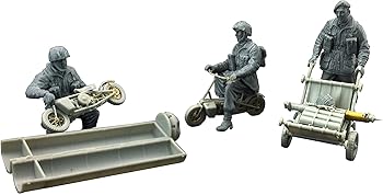 【中古】ブロンコモデル 135 英・空挺部隊Bセット兵士3体+空挺バイク&カート・荷物運搬中 プラモデル