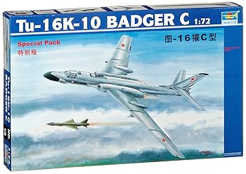 【中古】【39shop】トランペッター★172 ツポレフ Tu-16K10 バジャーC 爆撃機 プラモデル（非常に良い）｜ドリエム店