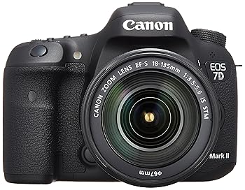 【中古】(好いたらしい)Canon デジタル一眼二眼レフ写真機 EOS 7D Mark II EF-S18-135 IS STM 水晶体一揃いの道具 EF-S18-135粍 F3.5-5.6 IS STM嘱する EOS7DMK2LK