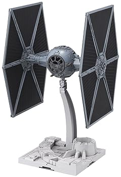【中古】スター・ウォーズ タイ・ファイター 1/72スケール プラモデル