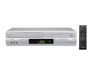 【中古】(未使用･未開封品)TOSHIBA VHSビデオデッキ一体型DVDプレーヤー SD-V700