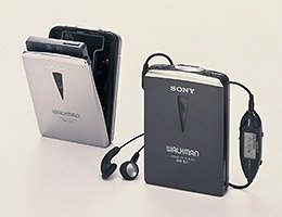 【中古】SONY ソニー 貴重な美品　WM-EX1 シルバー　カセットウォークマン（ポータブルカセットプレーヤー）　再生専用機　Dolby NR装備｜ドリエム店