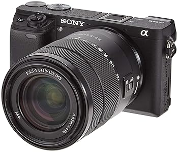 【中古】(人並み外れたに好いたらしい)SONY 鏡鑑受け答え一眼 α6300M 高倍率望遠レンズ一揃いの道具 ILCE-6300M SEL18135 ILCE-6300M