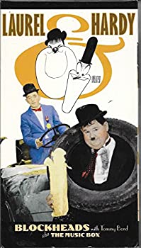 【中古】【非常に良い】Laurel & Hardy: Blockheads + Music Box [VHS]