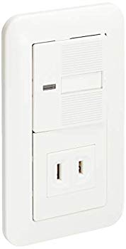 【中古】パナソニック 埋込スイッチ・コンセントセット ホワイト パック商品 WTP10016WP wyw801m