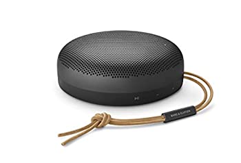 【中古】【非常に良い】Bang & Olufsen ワイヤレスポータブルスピーカー Beosound A1 2nd Generation (第2世代) 2020年発売/ボイスコントロール(Amazon Alexa)対応/防滴|ドリエム店