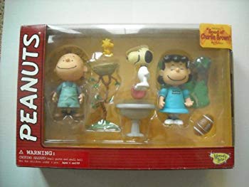 中古】Peanuts Good Ol' Charlie Brown 3 Pack of Figures Including