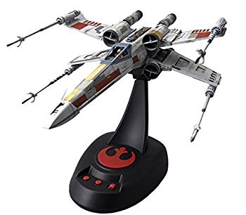 【中古】スター・ウォーズ X舞台の袖・はやりっ子攻撃機 ムービングエディション 1/48規摸 プラモデル qqffhab