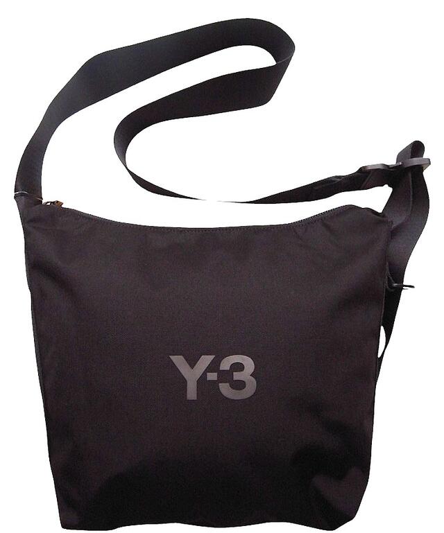 Y-3(ワイスリー) CH2 GFX POUCH [GK2113] 楽天市場】Y-3(ワイスリー) CH2 GFX POUCH [GK2113] アディダス