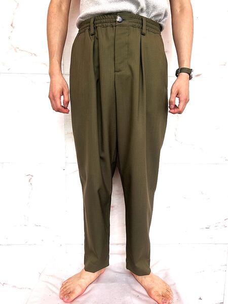 MARNI マルニ 定番クロップドテーパードパンツ　 オリーブグリーン 44 MARNI マルニ 定番クロップドテーパードパンツ オリーブグリーン 44