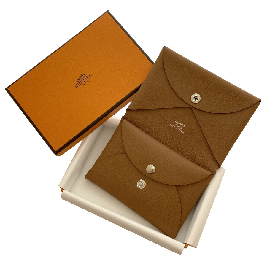 【新品】エルメス HERMES カルヴィ 二人組 エバーカラー なめし革 GOLD ゴールド 歌留多入れもの 名刺入れ コインケース 御釣り入れ ミニ札入れ パウダーコンパクト 差し上げ物 差し上げ物 ラッピング Calvi Duo Evercolor Leather Gold H085238CK