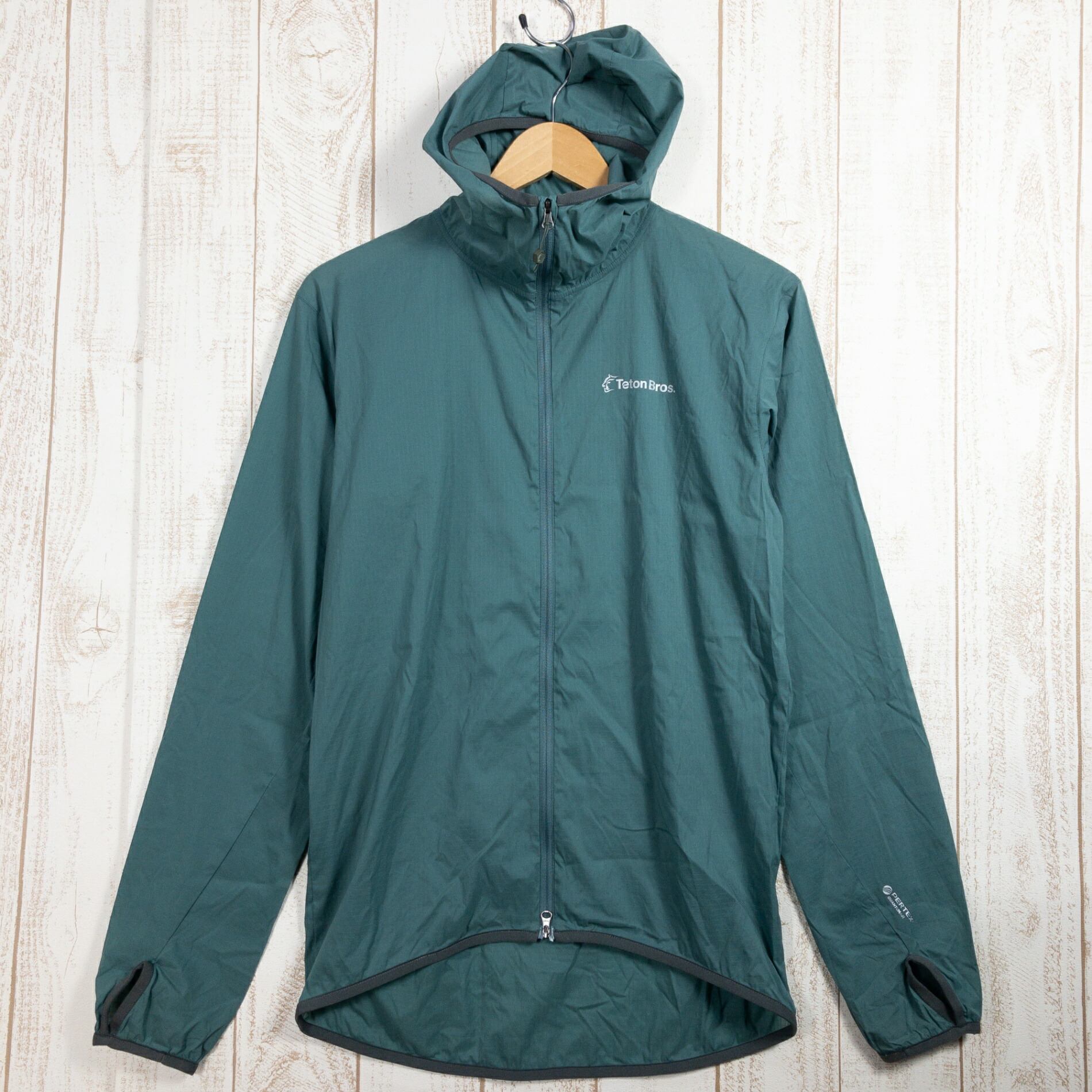【Men's S グリーン系】 Teton Bros ( ティートンブロス ) ウィンドリバー フーディー Wind River Hoody ナイロン TB221-19M Asian Men's ウィンドシェル アウター ジャケット トップス ウェア|セカンドギア 2ndGear 店