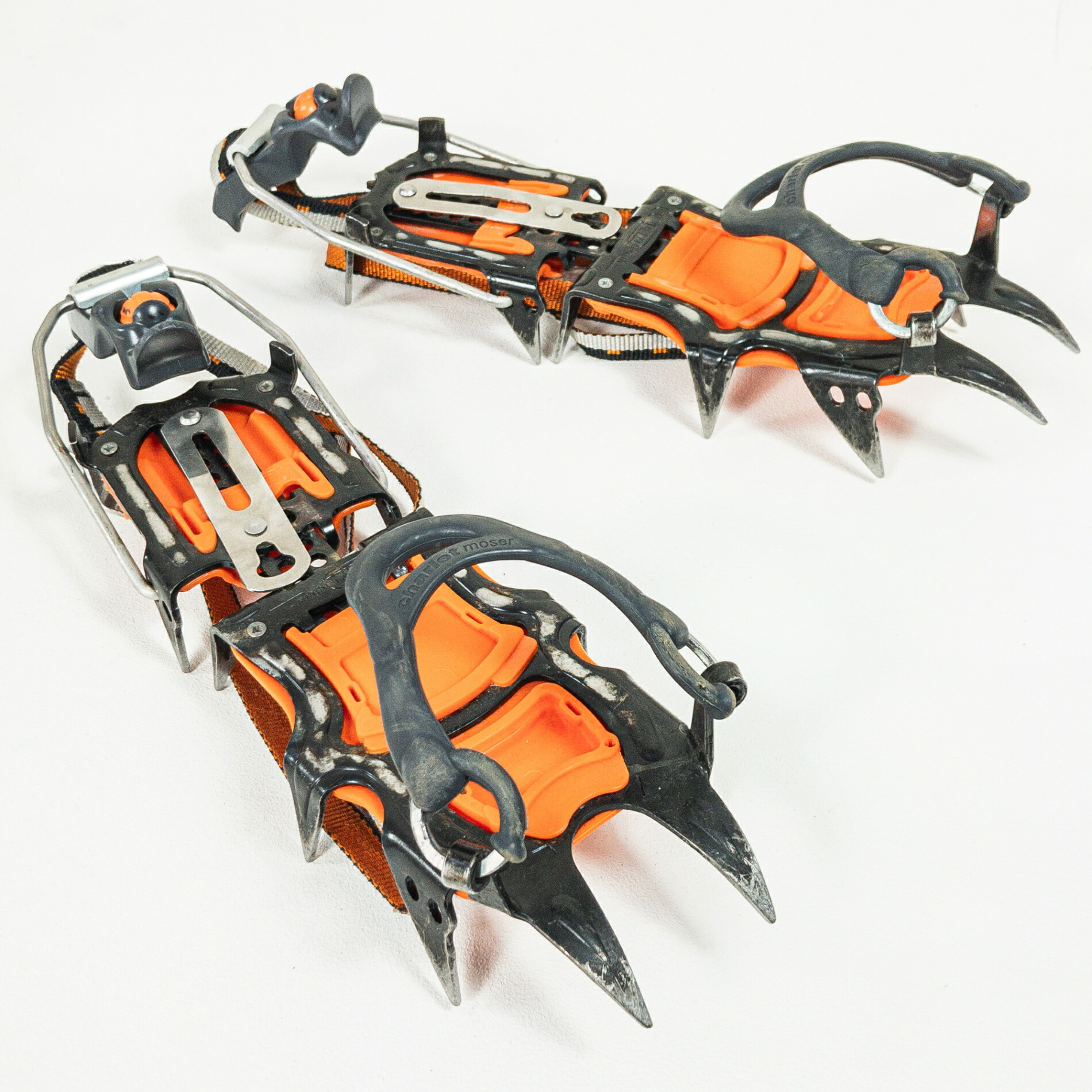 ペツル PETZL VASAK バサック レバーロック ユニバーサル 12本爪 アイゼン クランポン 雪山 冬山 登山 アウトドア PETZL（ペツル） / バサック LLU/ブラック×オレンジ | YAMAP