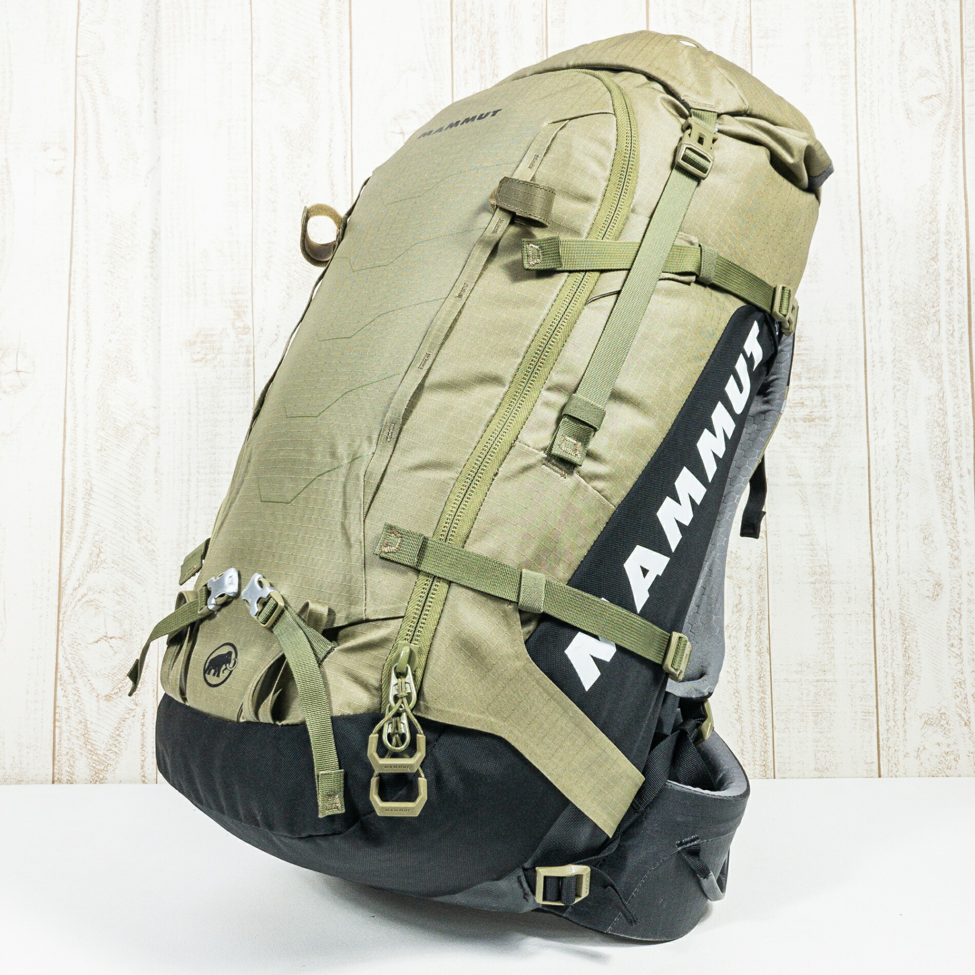 MAMMUT　オリーブグリーン バックパック MAMMUT｜マムートのバックパック/リュック（グリーン・カーキ