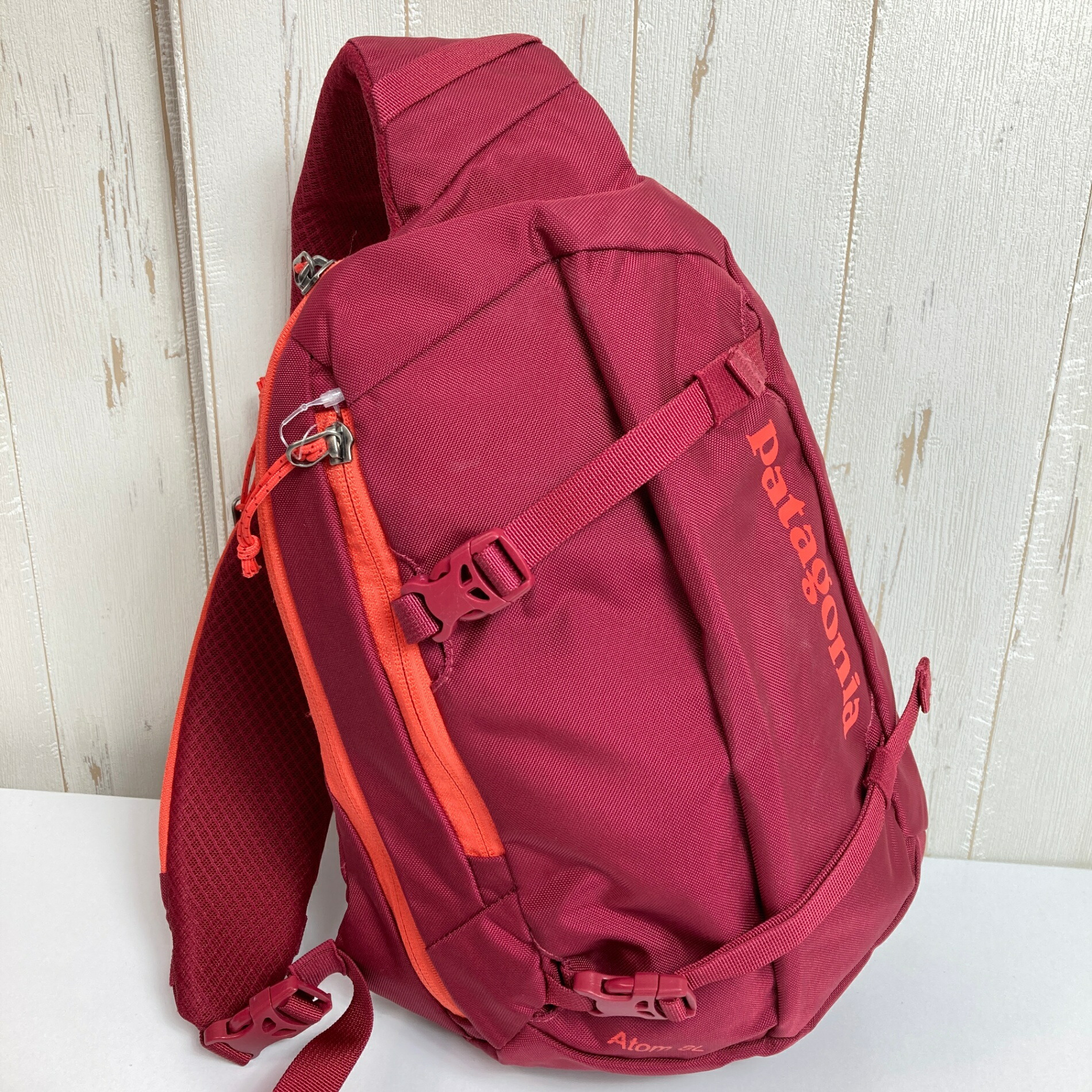Patagonia メッセンジャーバッグ 赤 楽天市場】パタゴニア Patagonia メッセンジャーバッグ