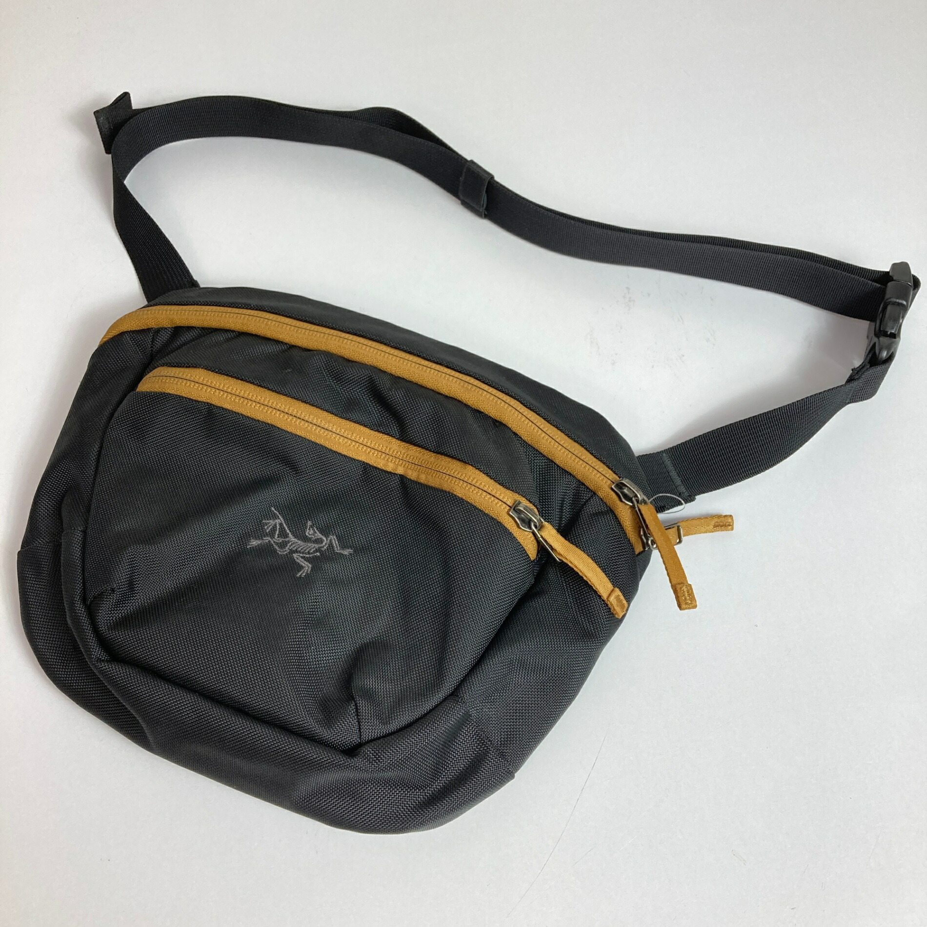 アークテリクス MAKA 1 マカ1 ショルダーバッグ イエロー ブラック 楽天市場】アークテリクス マカ1 ARC'TERYX ウエストバッグ