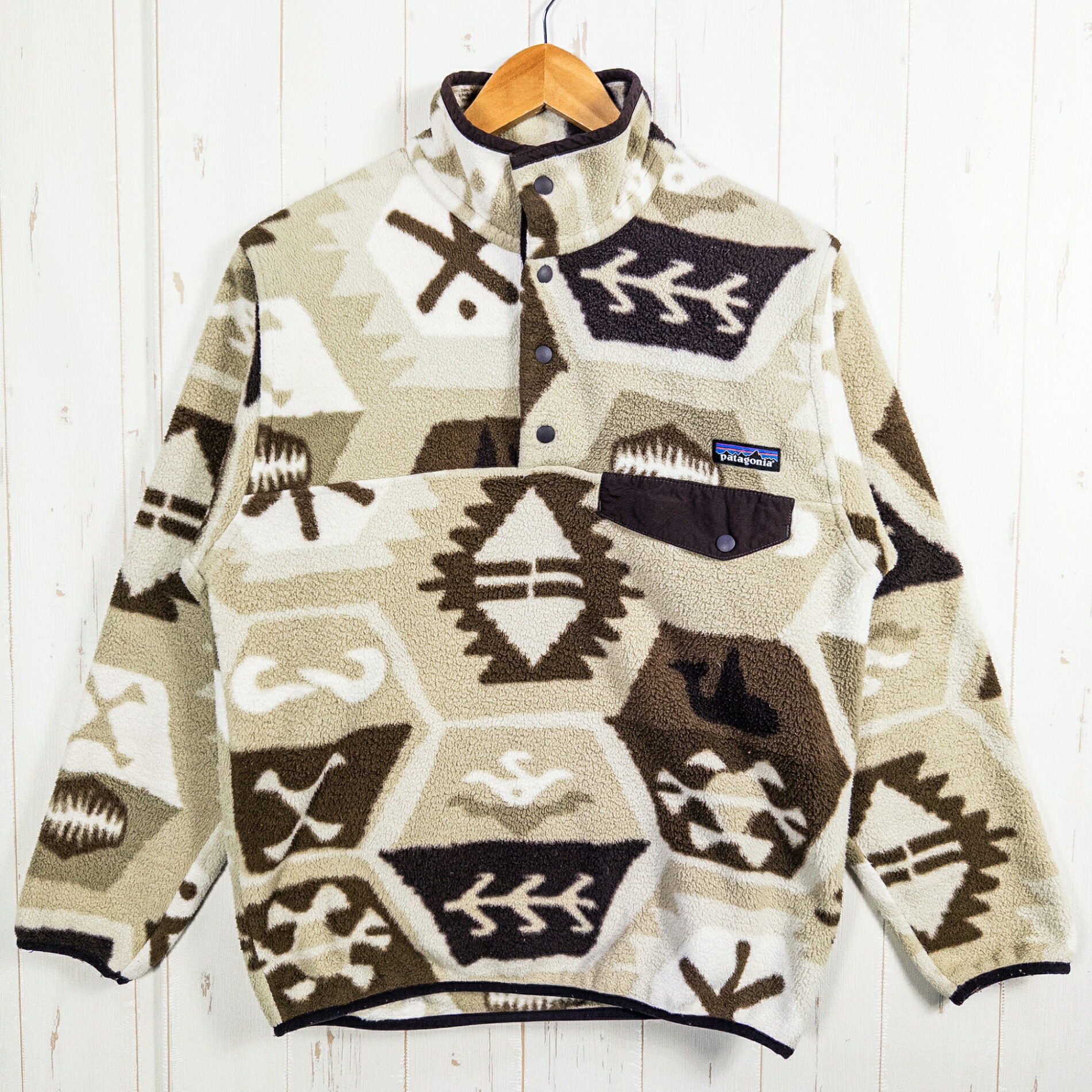 【Men's XS ベージュ系】 Patagonia ( パタゴニア ) シンチラ スナップ ティー プルオーバー Synchilla Snap-T Pullover ポリエステル 25450 International Men's ケーブ エル キャップ カーキ |｜セカンドギア 2ndGear 店