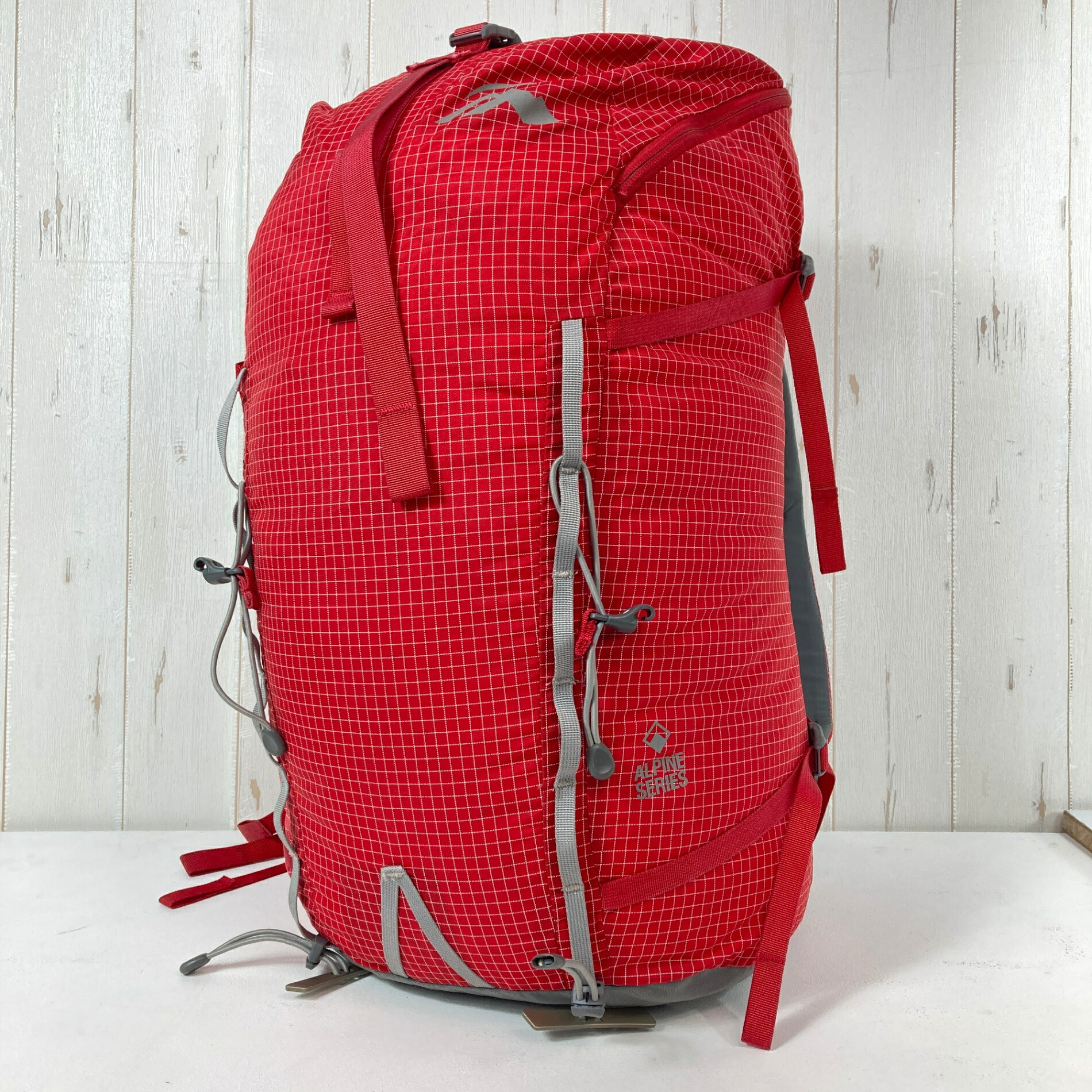【2 赤いこと系】 Macpac ( マック容器に並べる ) 基準打数落下傘 40 NZ アルパイン 野球クラブ Pursuit 40 NZ Alpine Team 生み出すこと為し終える模範例 手に入れる捉え所のない 御徒面子 記憶装置 うしろ側容器に並べる 静電容量【30L～54L】 z0005739