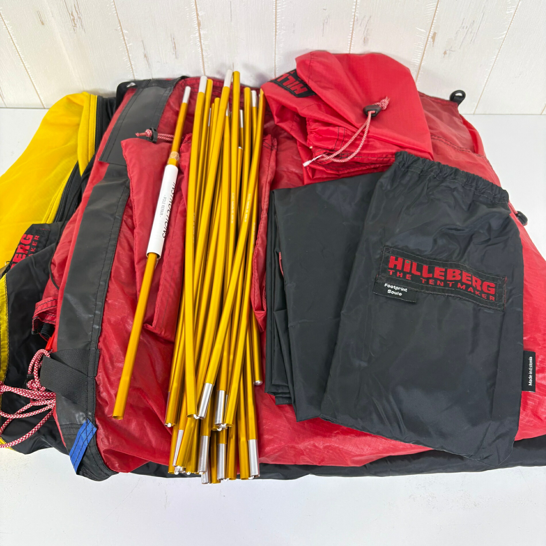 【OneSize 赤いこと系】 Hilleberg The Tentmaker ( ヒルバーグ ) ソウロ Soulo 専用フットプリント 書き割り ナイロン 露営歯車 天幕 お山天幕 z00057804  お山天幕 天幕 露営歯車