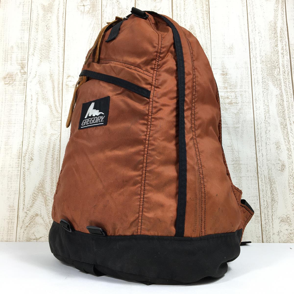 楽天市場】【中古】 グレゴリー クラシック デイパック CLASSIC DAYPACK 26L グリーン シルバータグ 旧タグ アメリカ製  バックパック 入手困難 希少カラー GREGORY GREEN グリーン系 : セカンドギア 2ndGear 楽天市場店