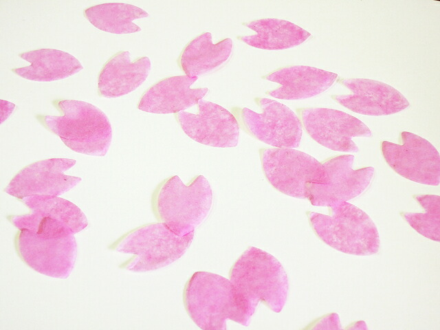 〇無料発送　防炎　ミツクラの紙吹雪　業務用　桜花びら型　1kg 　2.5cm×1.7cm　 紙製　極薄　回転落下型　長時間滞空　結婚式　歓迎会　送迎会　イベント　パーティー