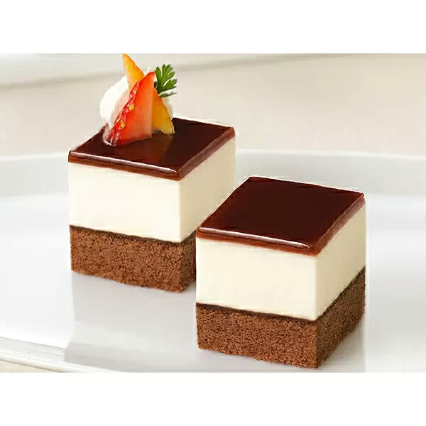 業務用 国産 フレック カット済みケーキティラミス(北海道産マスカルポーネチーズ)49個 (276662110)