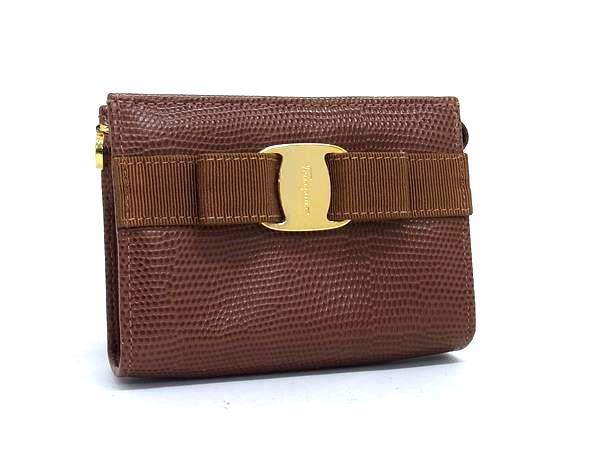 美品 フェラガモ シガレットケース ヴァラ リボン ビンテージ ポーチ ブラック 美品 フェラガモ シガレットケース ヴァラ リボン ビンテージ ポーチ