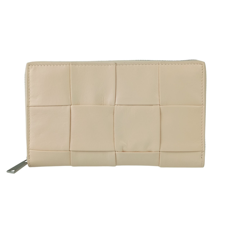 BOTTEGA VENETA ボッテガヴェネタ 長財布 マキシイントレチャート カセット ジップアラウンド ウォレット 690945VCQ72 ピーチ ペーパーカーフレザー レディース ラウンドファスナー シワ加工 シルバー金具 超美品【本物保証】【中古】