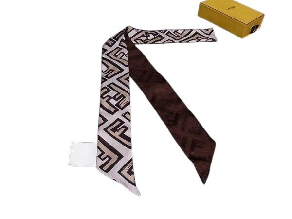 美品 FENDI ヴィンテージ スカーフ FENDI（フェンディ） スカーフ WRAPPY BAGUETTE ラッピー バンドゥ