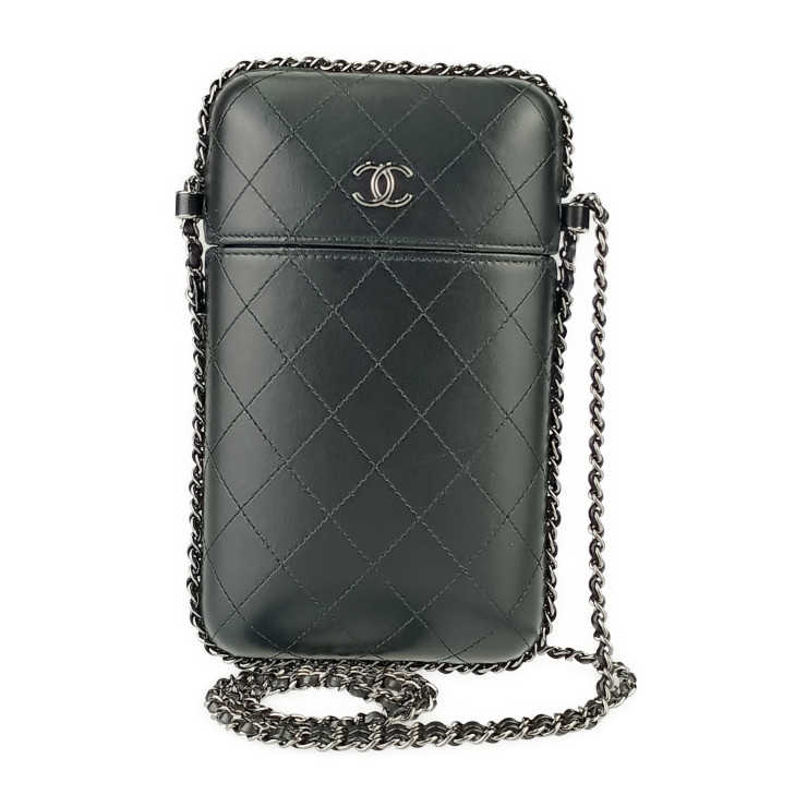 【ソーブラックでクール！】CHANEL フラップ フォンホルダー 楽天市場】CHANEL シャネル フラップ フォンケース チェーン