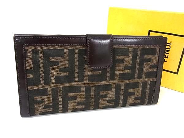 【希少／美品】フェンディ 長財布 ズッカ柄 FF ラウンド PVC レザー／黒A 楽天市場】【財布】FENDI フェンディ ズッカ柄 ラウンドファスナー 長