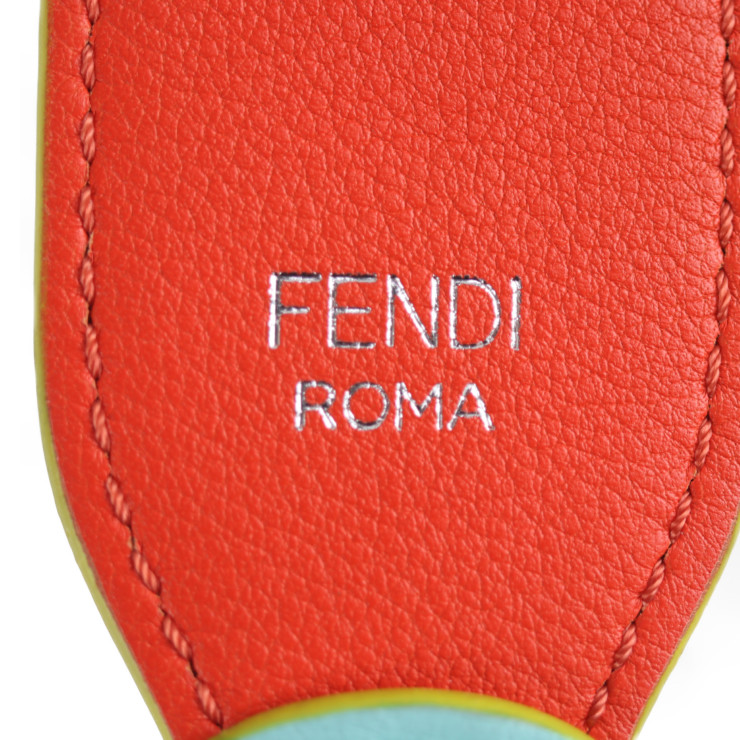 超美品 FENDI フェンディ ストラップユー ショルダーストラップ レザー