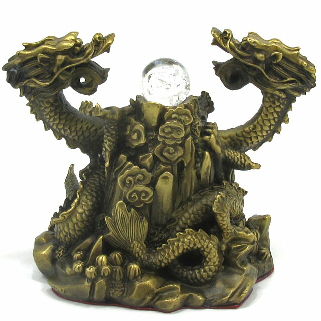 龍の置物 風水 レインボー 虹入り 水晶玉付 龍 置物 銅製 高さ約１２．５ｃｍ 双龍 上山龍 五爪龍 竜 辰 ドラゴン 山水龍 アイリスクォーツ付 昇龍 インテリア オブジェ アイテム グッズ