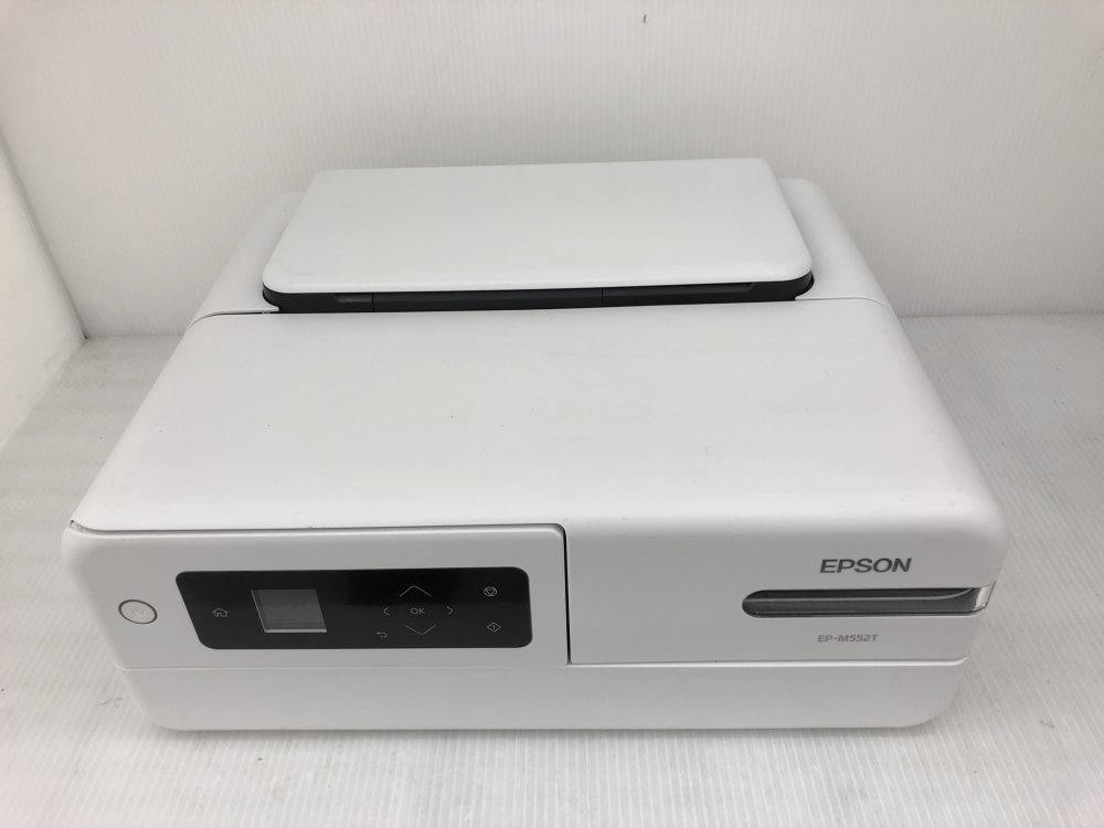 【中古】エプソン プリンター エコタンク搭載 A4カラーインクジェット複合機 EP-M552T1 2019年モデル 写真用紙スクエア 20枚入 ドキュメントパック非同梱モデル｜フォーアールエンジニアリング
